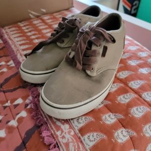 Vans tan laced shoe